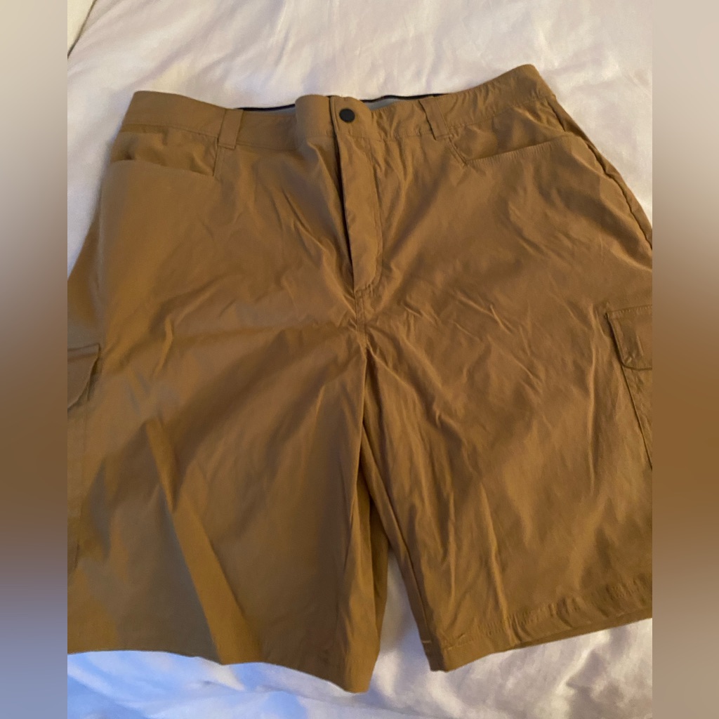 Orvis Mens Sz40 Khaki Shorts